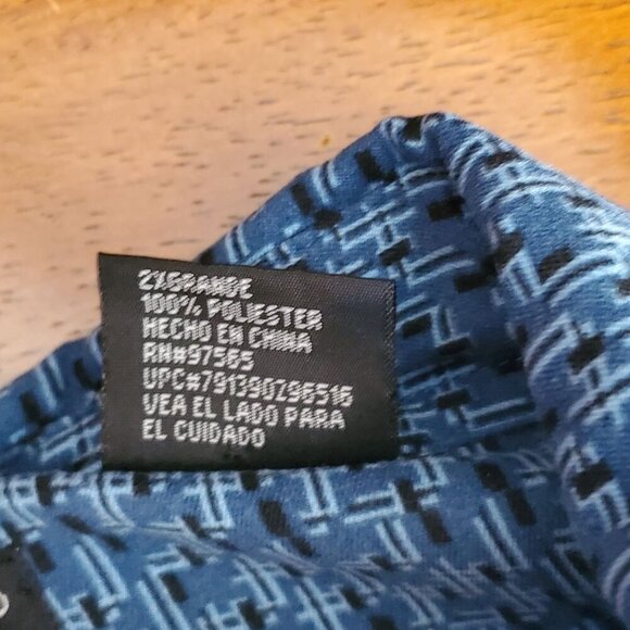 George Mens 2XL Sueded Blue Pattern Long Sleeve Button-Up Shirt - Picture 7 of 8